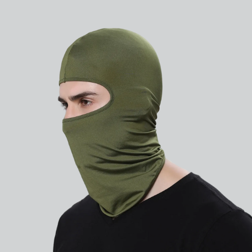 Green Cycling Balaclava Winter covering head and face, ideal to stay warm in winter